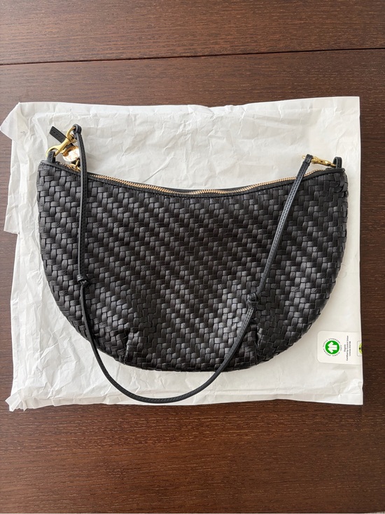 Clare V Handbags - Clare V. Lune Shoulder Bag Black in Like New/EUC